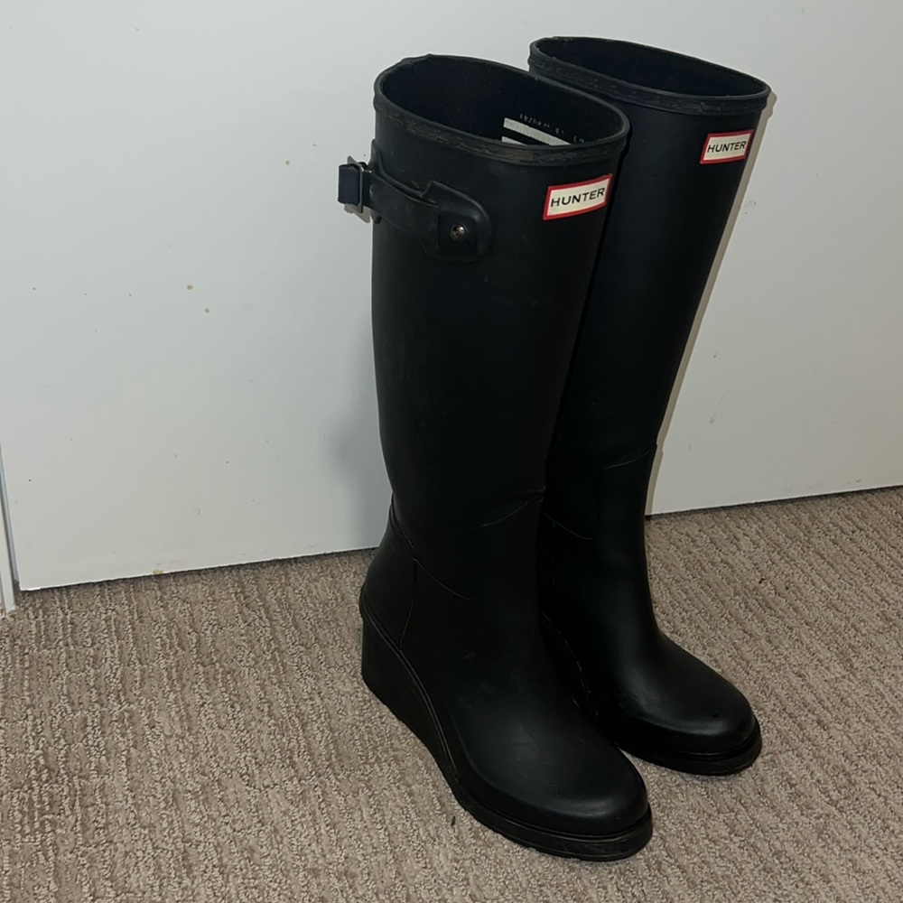 Black heeled knee high tall Hunter rain boots